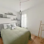 Maison Chaleureuse A Paris !